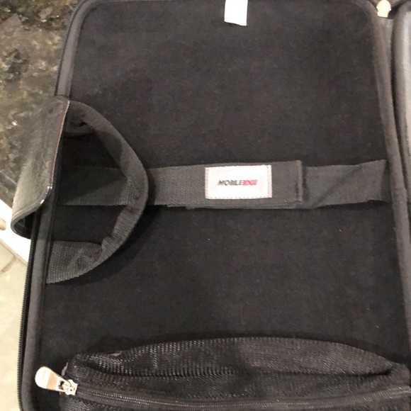 Mobile Edge Computer Case - Picture 7 of 14